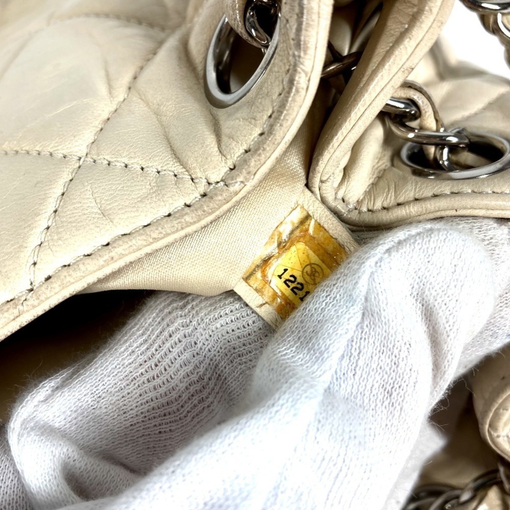 CHANEL Bag - Picture 16 of 16